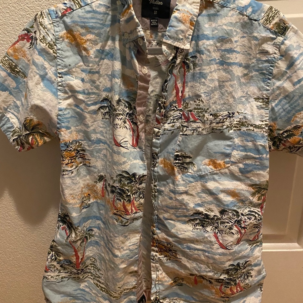 Men’s Hawaiian shirt